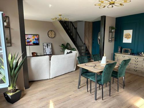 Verlinghem Casa | Cozy Home with Garden & Terrace