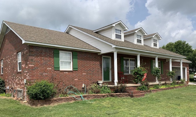 Compton Casa | Cozy house in Compton, AR