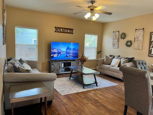 Fallon Casa | Cozy House in Fallon- 3BedRoom, 2BathRooms