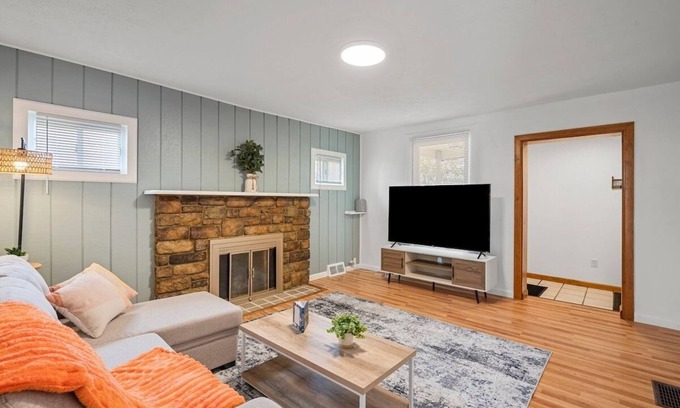 Natrona Heights Casa | Cozy&Modern 2Bdr House Natrona