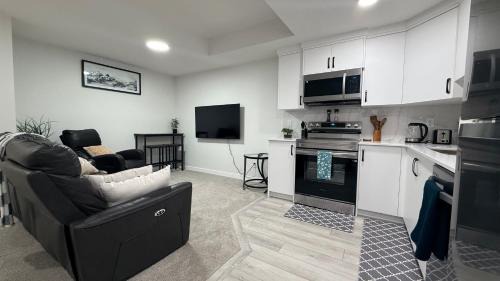 Southwest Calgary Apartamento | Cozy & Quiet Calgary 2BR Suite