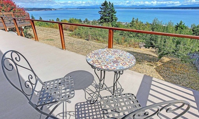 Camano Island Apartamento | Cozy Studio Retreat | Camano Club Beach Access