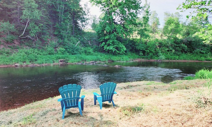 Amherst Apartamento | Cozy Studio with hot tub