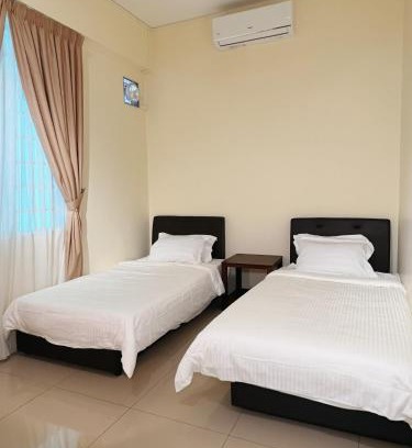 Nibong Tebal Casa | Cozy Suite with Twin Beds & Lounge