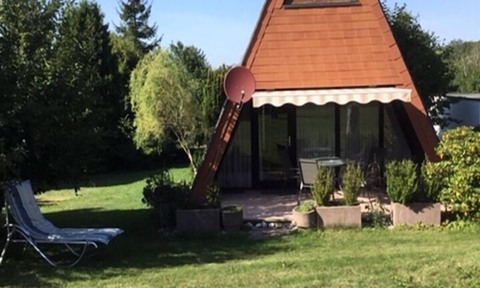 Lichtenberg Casa | Cozy vacation home with sunny terrace Frankenwald near bathing lake / Smart-TV