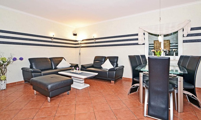 Zirchow Casa | Casa de vacaciones amueblada con amor, jardín, zona de barbacoa y WiFi.