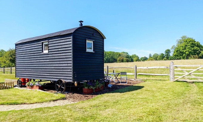 Cowplain Casa | Crabden Shepherd Hut - Blendworth