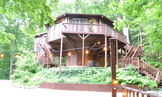 Bryson City Casa | Hospédese en una casa en el árbol cerca de Great Smoky Mountains - Bryson City, NC
