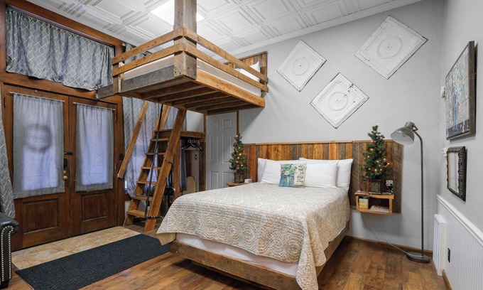 Carthage Apartamento | A pasos del histórico Rt. 66 y la Plaza de Cartago