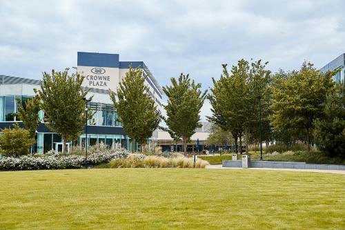 Winnersh Hotel | Crowne Plaza Reading