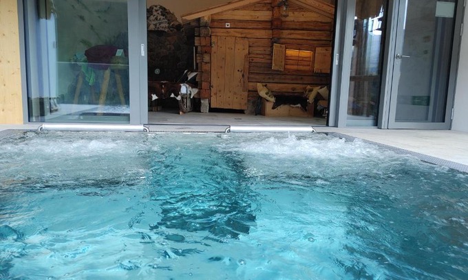 Val Muestair Apartamento | Crusch Alba Studio auf der Strassenseite Sta Maria