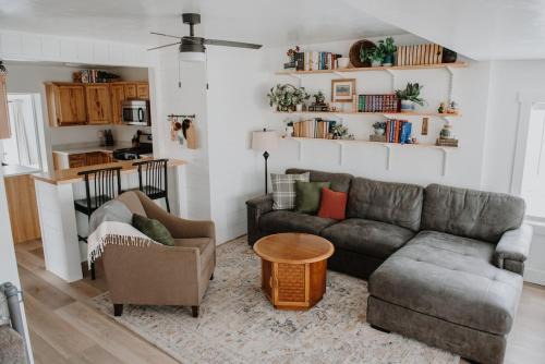 Ucon Casa | Curio Cottage