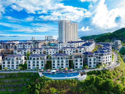 Bai Chay Hotel | D'Lioro Hotel & Resort