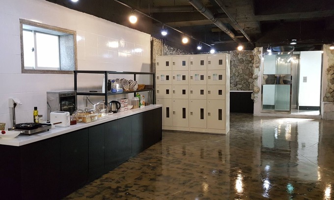 Seongnae-dong Casa | Daegu Dongseongro Gyeong`s Hostel