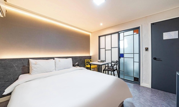 Seo-gu Hotel | Daejeon Yongmun Cacao