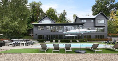 Berrien Springs Casa | Dahlia By Dwell Vacations