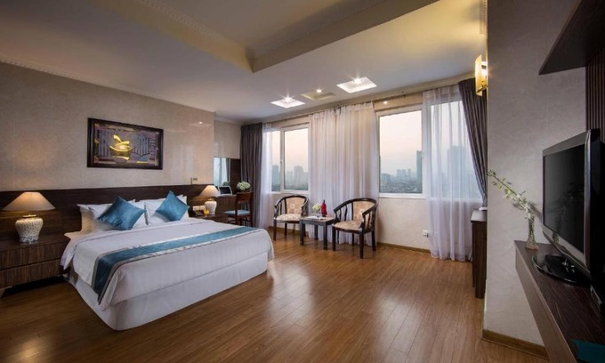 Cong Vi Hotel | Danly Hotel 24 Đào Tấn HN - by BAY LUXURY