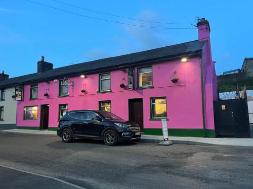 Broadford Hotel | Danny's Bar & accommodation Broadford county Clare