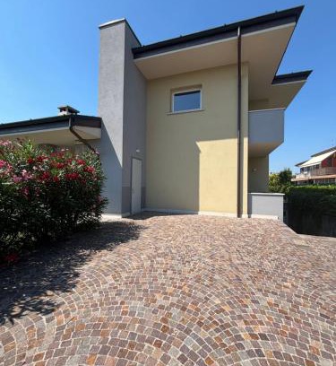 Paderno Franciacorta Apartamento | Dany's Chill House