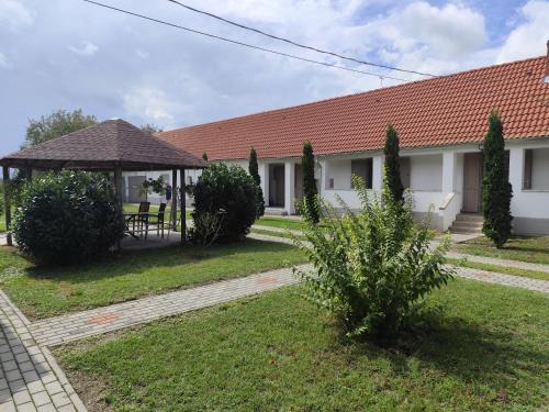 Kovacshida Apartamento | Das Blaue Haus- A Kék Ház
