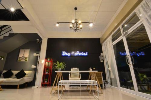 Ang Sila Casa | Day II Hotel