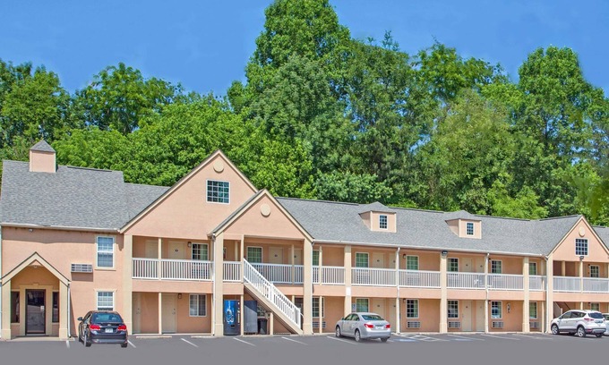 Canton Hotel | Days Inn by Wyndham Canton