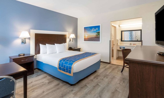 Grants Hotel | Days Inn by Wyndham Grants