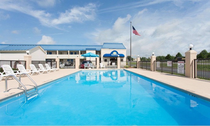 Archdale Hotel | Days Inn by Wyndham High Point/Archdale