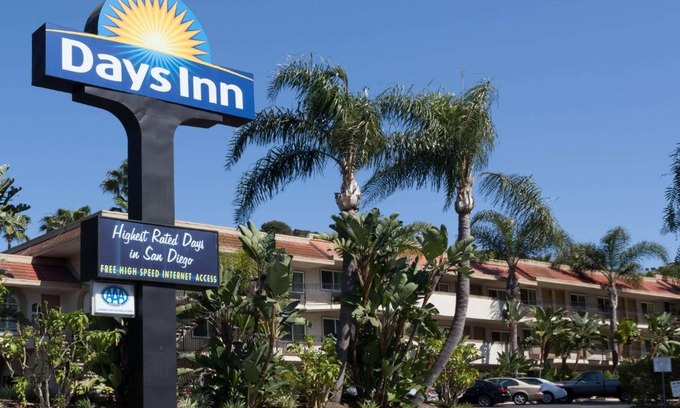 Mission Valley West Hotel | Days Inn by Wyndham San Diego Hotel Circle