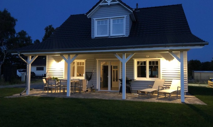 Rheinsberg Casa | Vacation home Haus Hyggelig directly on the Großer Zechliner See