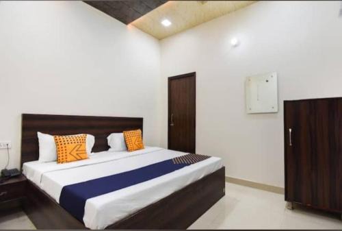 Amritsar Hotel | Deep Guest House
