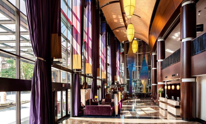 Burnaby Hotel | Delta Hotels by Marriott Burnaby Conference Centre