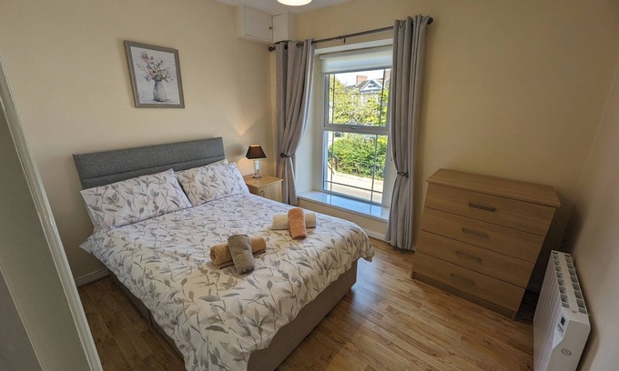 Castlederg Apartamento | Derg Valley Apartments: alojamiento con cocina: 2 dormitorios (para 4)