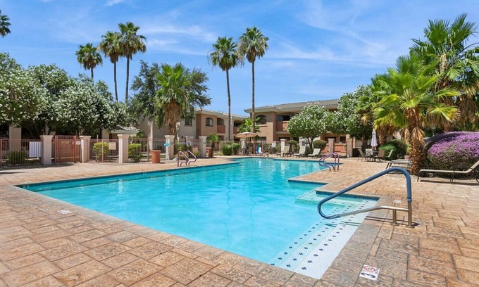 Maryvale Condominio | Desert Gem; 1BR Condo Near Stadium & Westgate