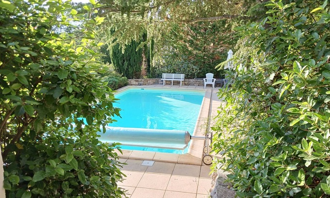 Lagrasse Casa | Casa independiente con jardín, piscina privada y hermosas vistas de la hermosa Lagrasse