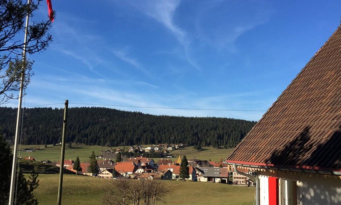 La Brevine Apartamento | Descubre La Brévine, Siberia de Suiza