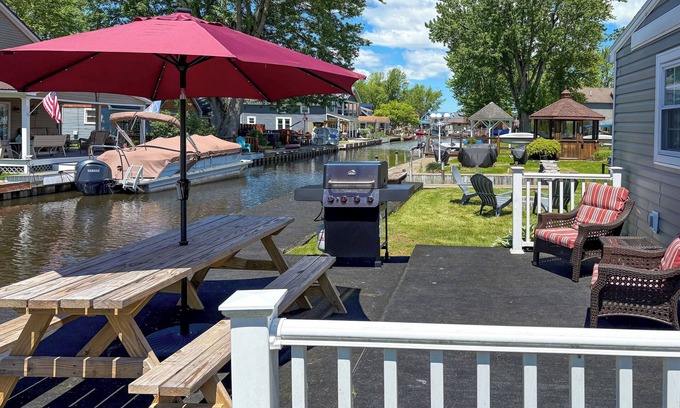 Ashville Casa | Dock, Deck & Fire Pit! Chautauqua Lake Retreat