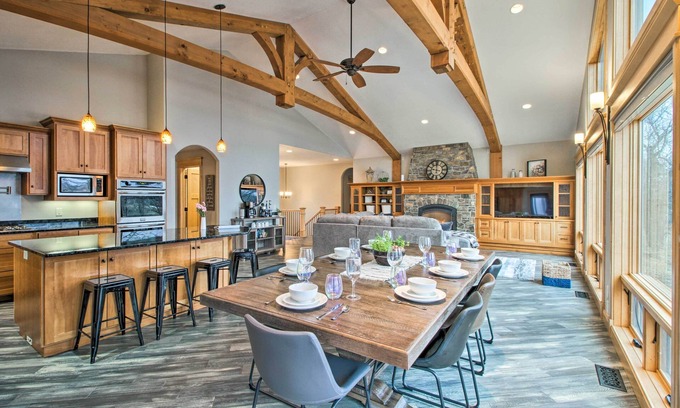 Alexandria Casa | Dock, Hot Tub & Game Room: Luxe Lake Latoka Home