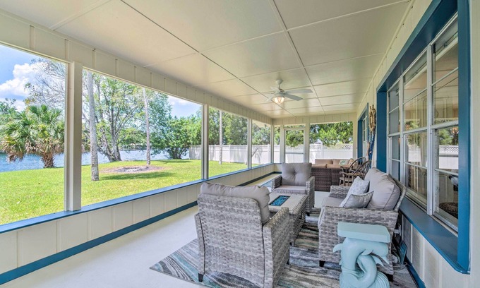 Homosassa Cabaña | Dock + Lanai: Riverview Homosassa Escape!