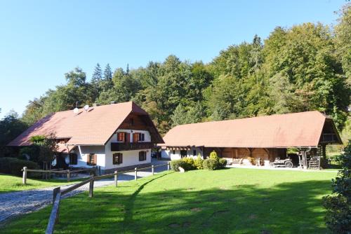 Ratez Casa | Domačija Šeruga Countryside hotel