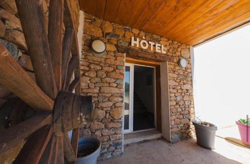 Oreta Hotel | Domaine La distillerie