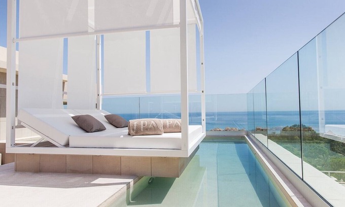 Nikki Beach Hotel | Don Carlos Marbella