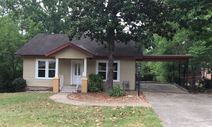 Hot Springs Casa | ¡Acogedora casa de campo de 1920 a poca distancia de la pista de carreras de Oaklawn!
