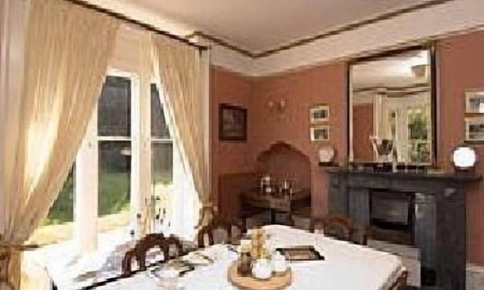 Burcombe Otro | Habitacion Doble-Baño en la habitacion-Pink Room