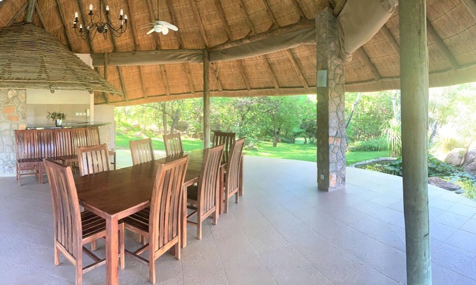 Bulawayo Apartamento | Double Lodge in Natural African Bush - 2111