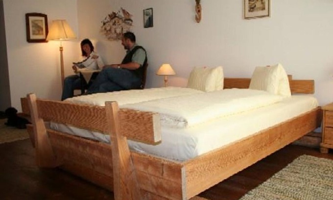 Grosskirchheim Casa | Double room 2 plus child - Hotelchen Döllacher Dorfwirtshaus