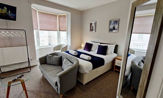 Gorseinon Casa | Alexandra House #3