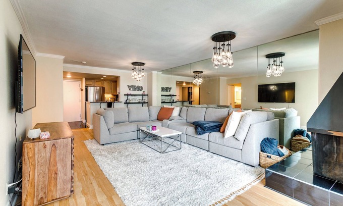 LoDo Condominio | Downtown Denver Condo in the Center of the City!