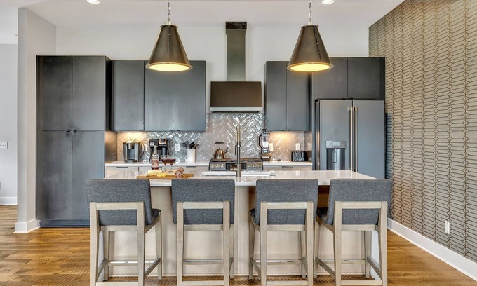 Edgehill Cabaña | Downtown Dolly - Heart of Gulch - Rooftop Hot Tub