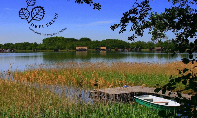 Guestrow Casa | Dream house on the Inselsee, with private lake access, jetty and bathing facilities